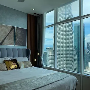  Apartment Sky Suites Klcc By Luna Suites